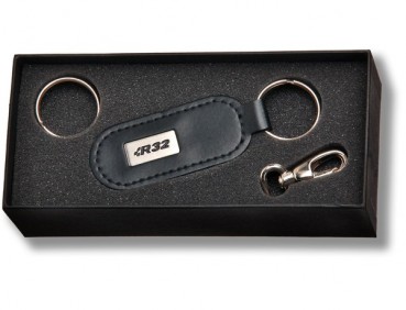 Schlüsselanhänger "R32"